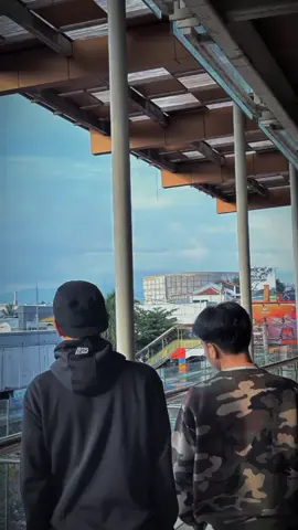 DJ Laguna meh te sedih 😁