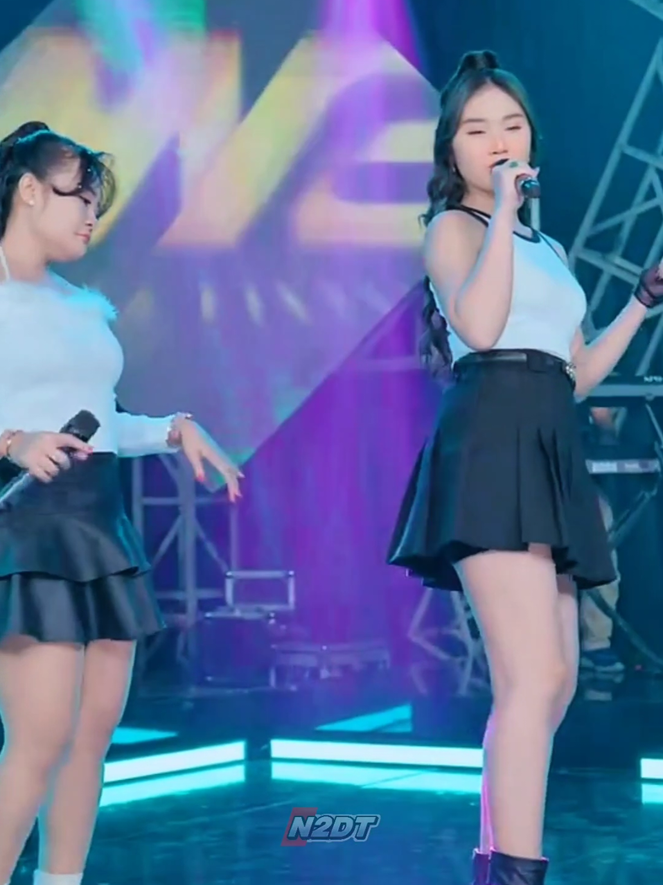 Ojo Dolanan Geni Yen Wedi Kobong || Ojo Gendakan • Dike Sabrina ft Icha Kiswara #ojodolanangeniyenwedikobong #ojogendakan #dikesabrina #dikesabrinaofficial #dike #ichakiswara #ichakiswara🤗 #ichakiswaraviral #muarabintang #bintangfortuna #pakdhebaz #lagujawa #fyp #fypage #foryoupage #musikdangdut #dangdut #dangdutkoplo #dangdutviral #koplo #koplotiktok #musikviral #trending #masukberandafyp #n2dt #n2dtmusik 