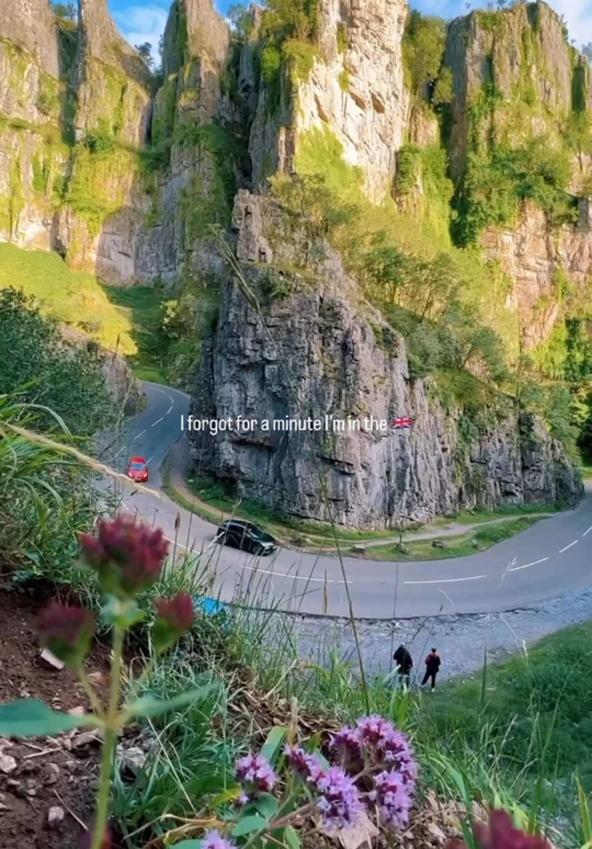 Who would’ve thought this was in the UK? 🇬🇧🥹 🎥 @heykeyt 📍Cheddar Gorge, England #uktravel #ukhiddengems #placestovisituk #cheddargorge 