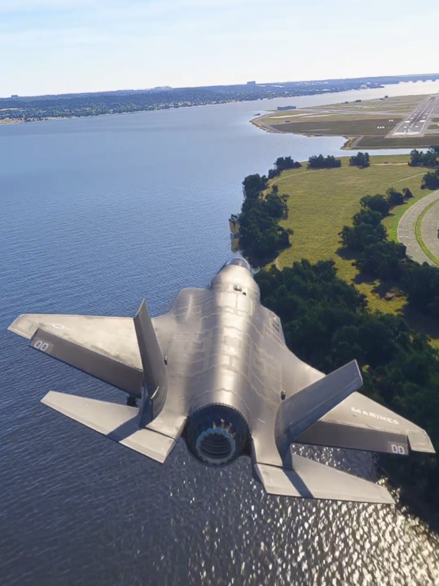 Pontomac River Washington DC F-35 Military Jet landing #videogame #digital #f35 #usa #washingtondc  This Video was created digitally - Video Game