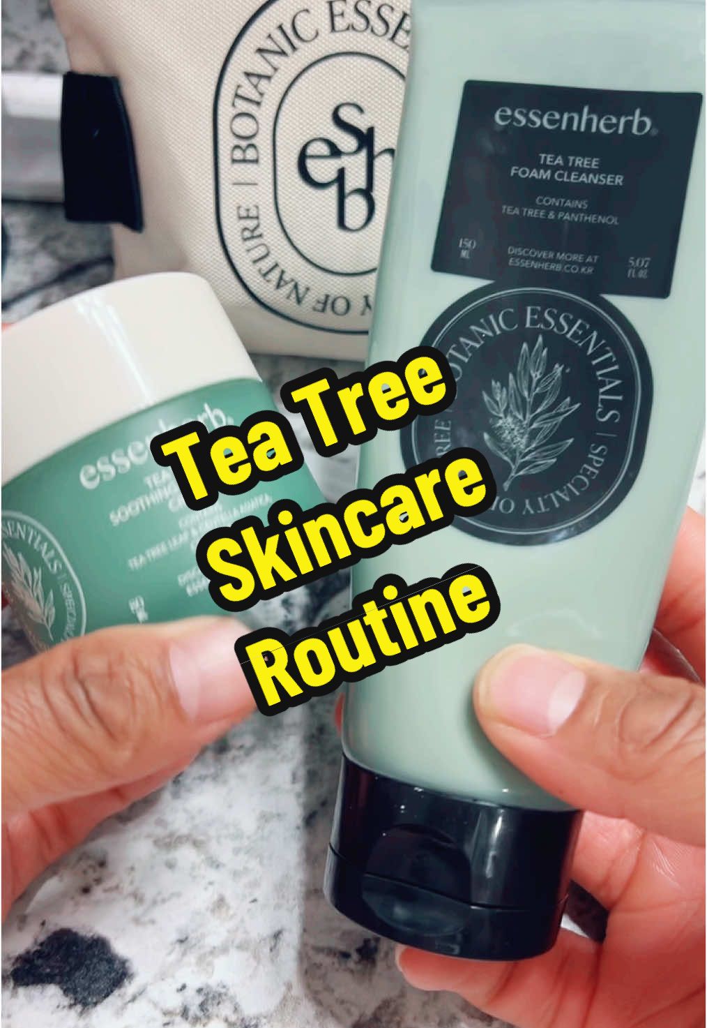A little skincare always make you feel better! 💚💚 @CLIV, essenherb, BRTC, Kineff  #essenherb #essenherbfacialcleanser #essenherbfoamingwash #essenherbmochicleanser #facialcleanser #foamingfacewash #facialcleanserforwomen  #mochifoamcleanser #koreanskincare #nurilounge #nuriloungeUS
