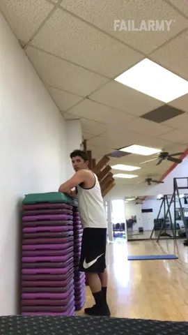 the higher the jump the failer the fail 😆 #boxjump #fitness #fail
