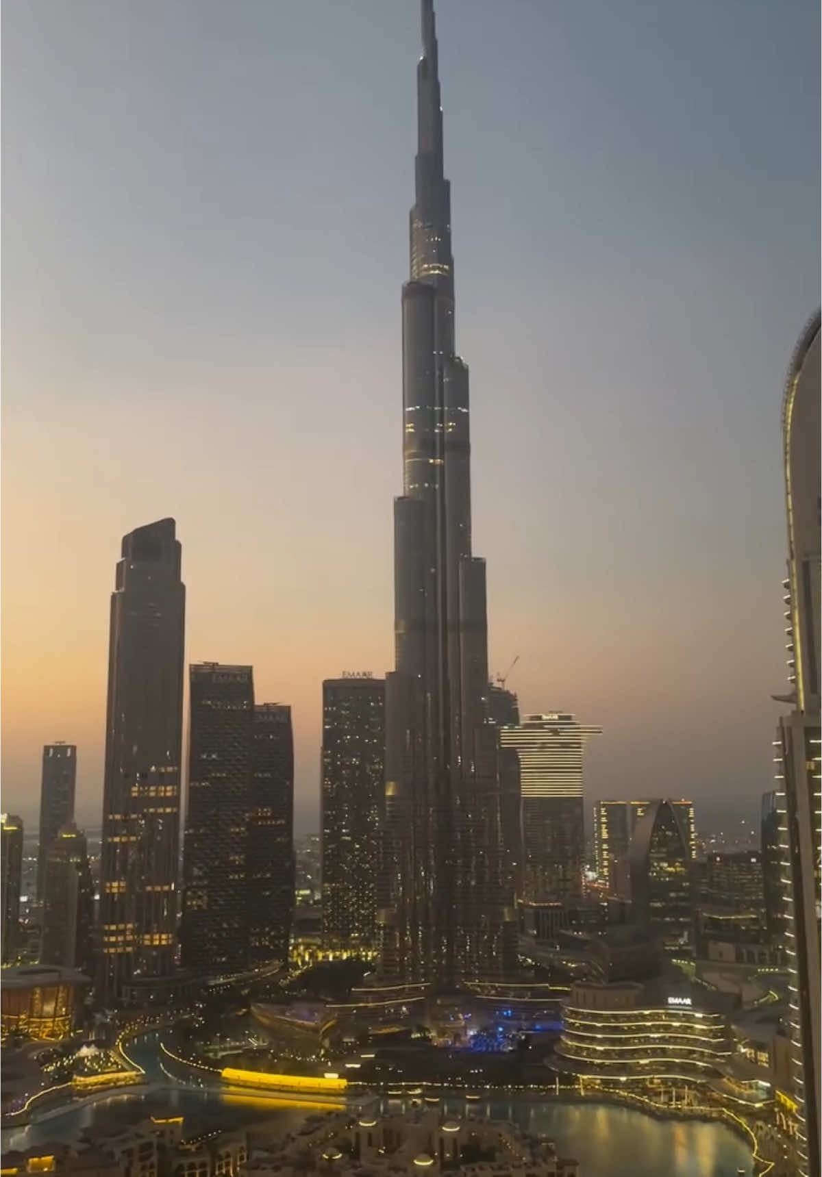 Million dollar view 🤩  #dubai #burjkhalifa 
