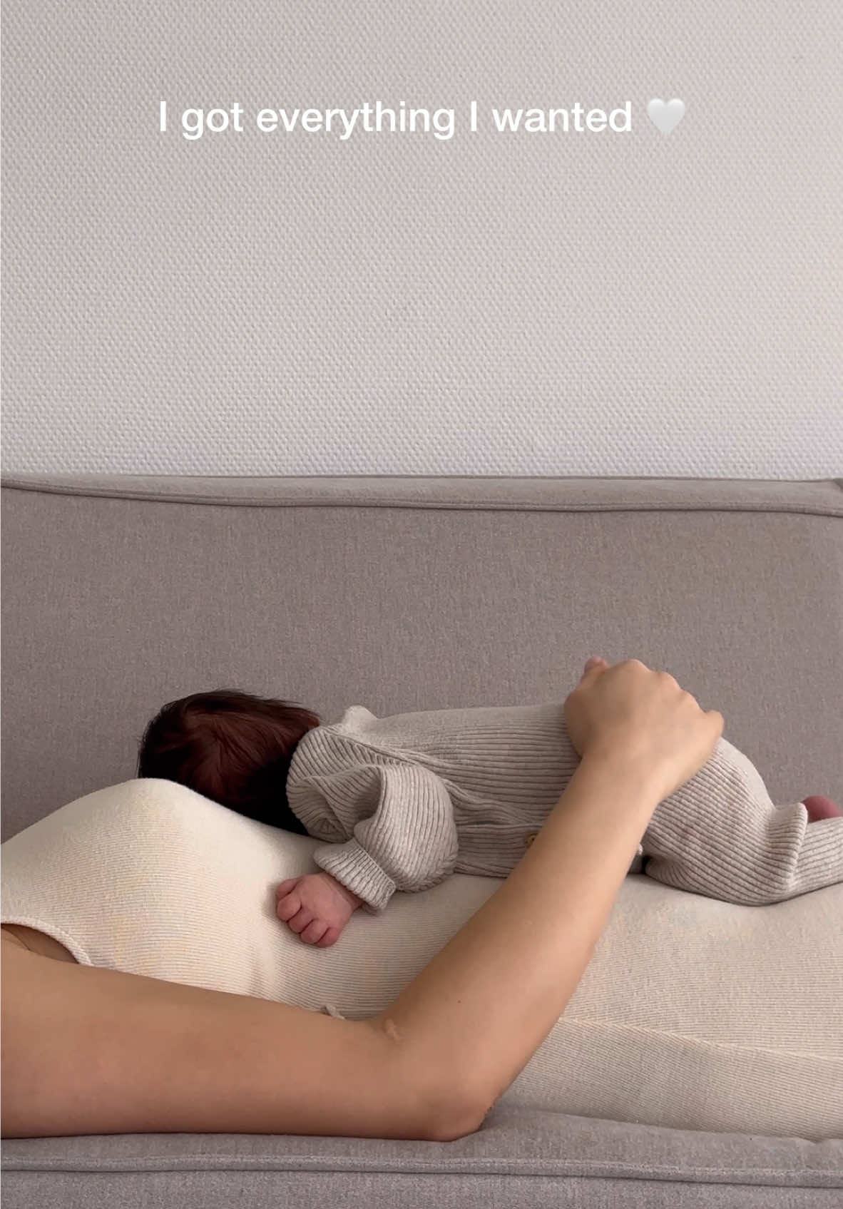 I got everything I wanted 🥹🤍 #baby #pregnant #mom #itsagirl #Love #beforeafter #newborn 