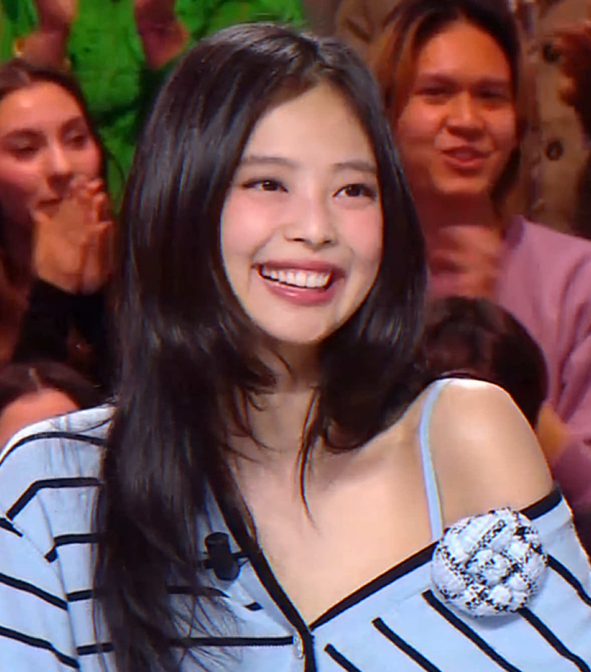 my baby speaking french 🥹 (ouais means yeah!) #jennie #jenniekim #quotidien #fyp #fy #ruby 