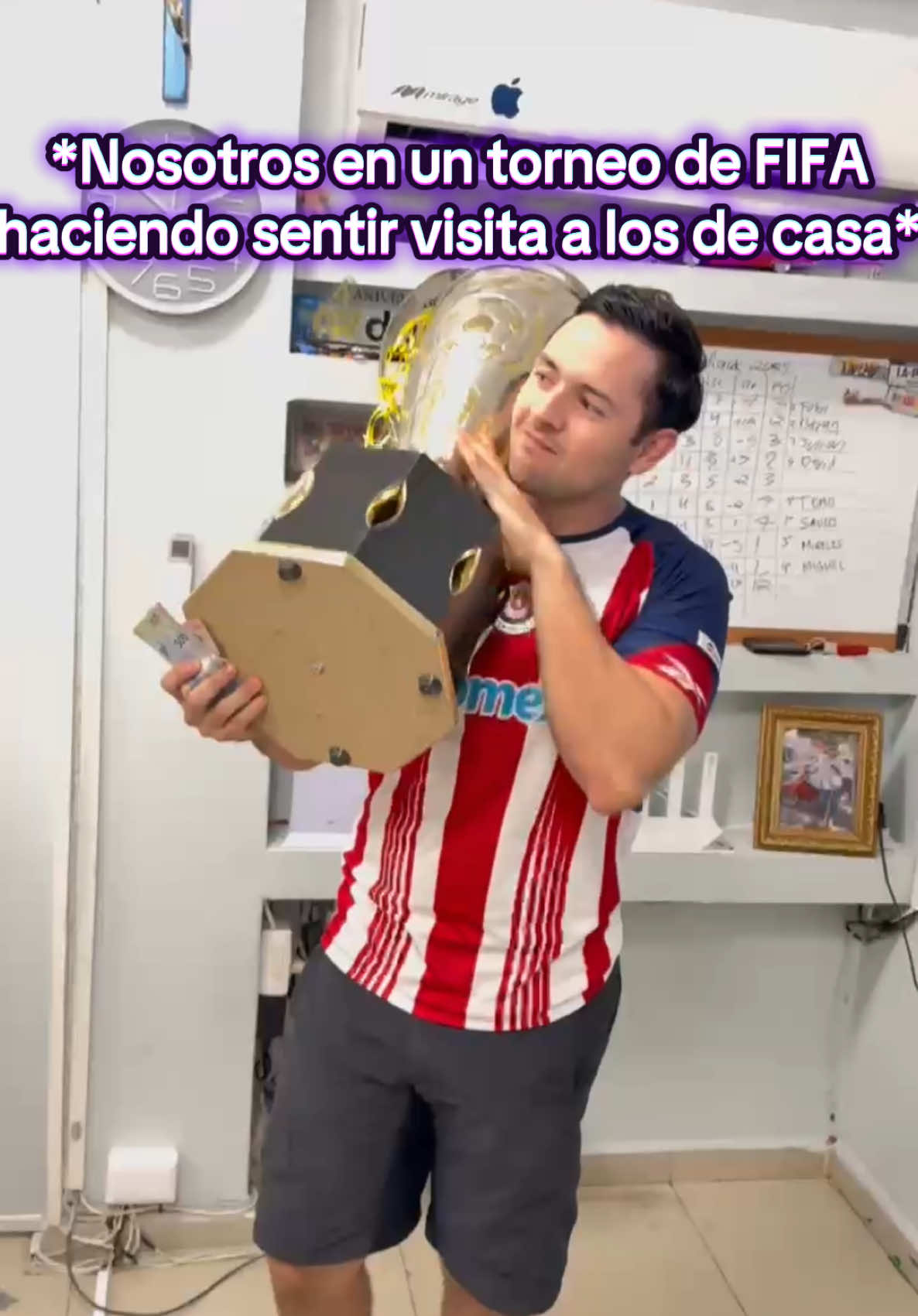 La etapa de organizar un torneo FIFA con sus amigos, les recomiendo no saltársela. #viral #FC25 #amigos #futbol 