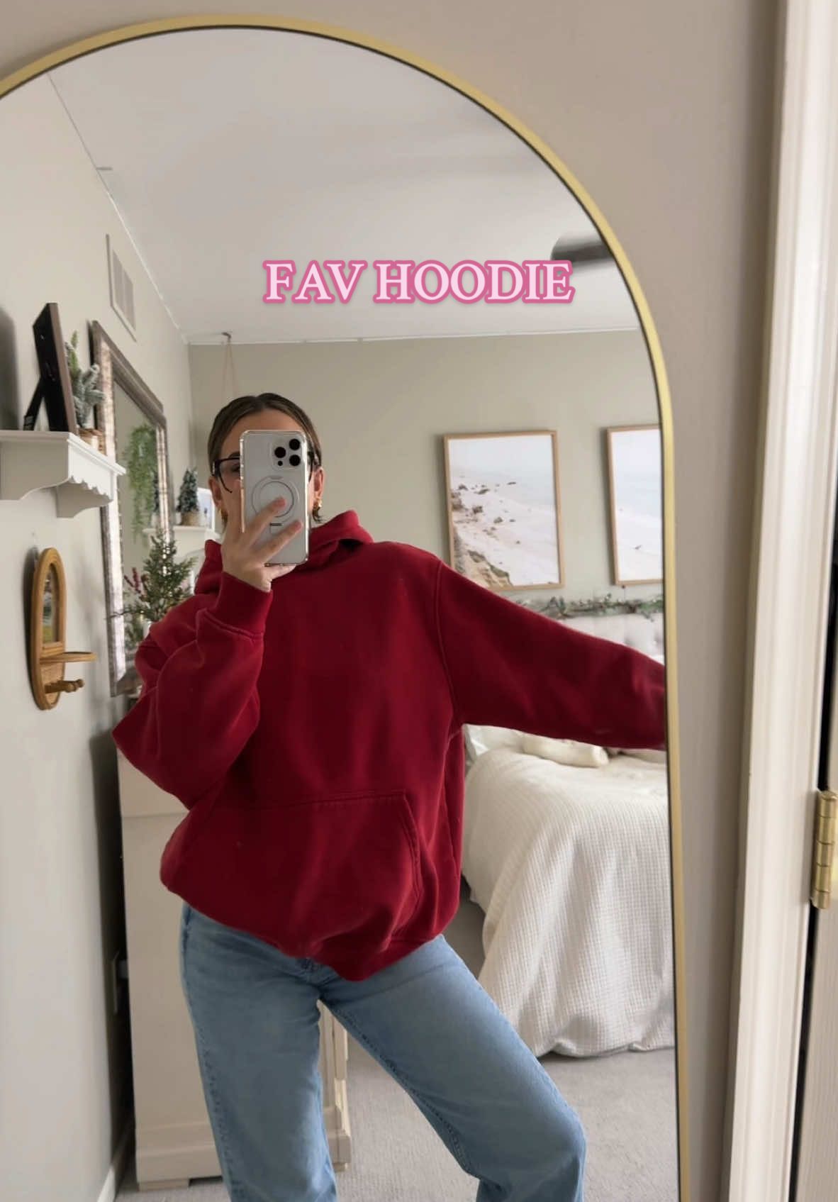 fav hoodie!❤️ linked in video & in my showcase  #hoodie #hoodieszn #redhoodie #hoodiethathoodies #outfit #outfitinspo #OOTD #OOTD #outfits #comfyclothes 