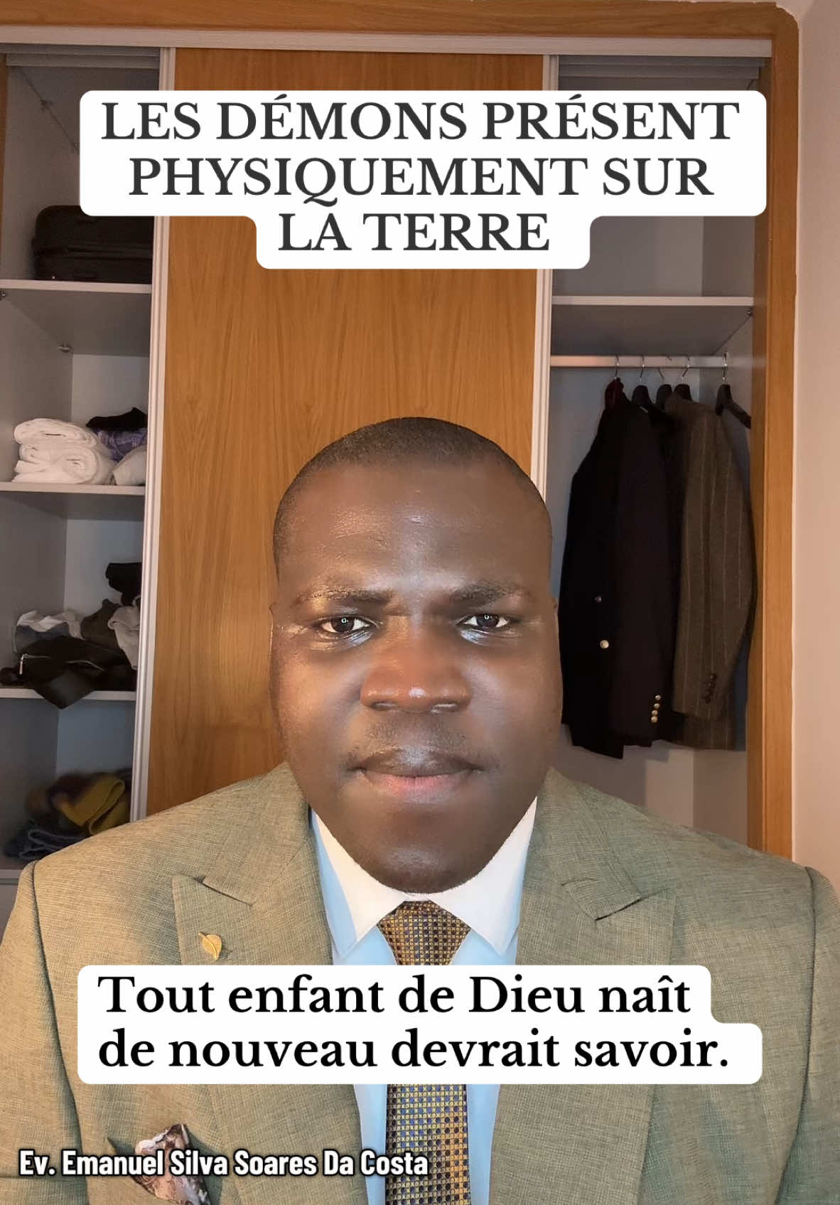 Jude 1:4  Car il s'est glissé parmi vous certains hommes, dont la condamnation est écrite depuis longtemps, des impies, qui changent la grâce de notre Dieu en dissolution, et qui renient notre seul maître et Seigneur Jésus-Christ. Les nephilims sont bien présents sur la terre et le Seigneur Jésus-Christ peut vous ouvrir les yeux pour que vous les voyiez. Ces gens ont naturellement peur d’être démasqués, mais le Saint-Esprit met la lumière sur eux. Vous êtes à l’heure du soir, vous devez courir vers le Seigneur, vous devez aller à lui, brebis du Roi des rois faites confiance au Seigneur sinon vous serez trompés.  #tiktokchretien #chretien #partage #foryoupage❤️❤️ #jesus 