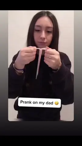 Hahah😂 #funnymemes #funnytiktok #foruyou #omg #prankvideo #men #daddy #daddysgirl #daddyprank #prankvideos #waxing #waxmelts #wax #waxbeads #waxvideos #humor 