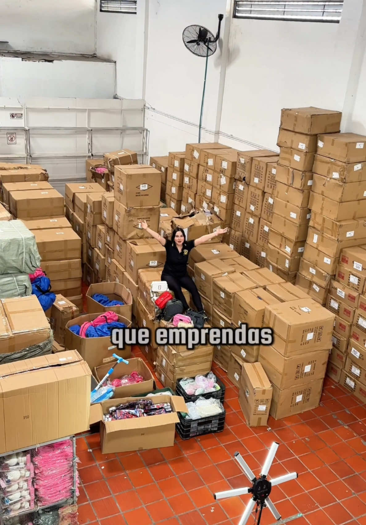 ¡Emprende con éxito este 2025!Vende la mercancía ganadora con  productos en tendencia y te damos precio mayorista desde 1 unidad en adelante #bodega #mayoristas #colombia #video #emprendedor #paratiiiiiiiiiiiiiiiiiiiiiiiiiiiiiii 