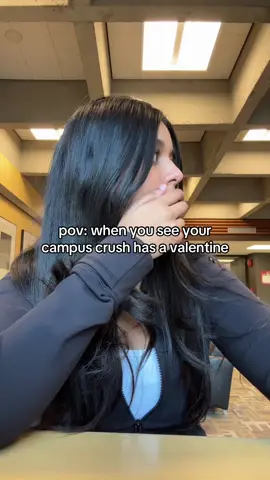 that should be me 🥹 #student #university #crush #valentine #ValentinesDay #relatable #viral #urfavcontentcreator 