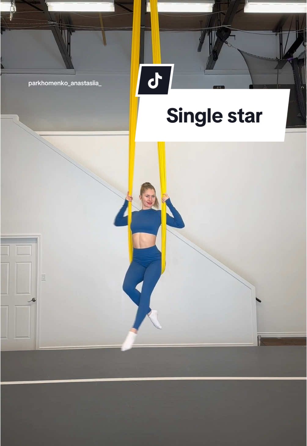 Tutorial single star to straddle ⭐️ #aerialhammock #aerialhammockcoach #aerialsilk #aerialist #aerialsling #aerialhammocktricks #aerialslingtricks 