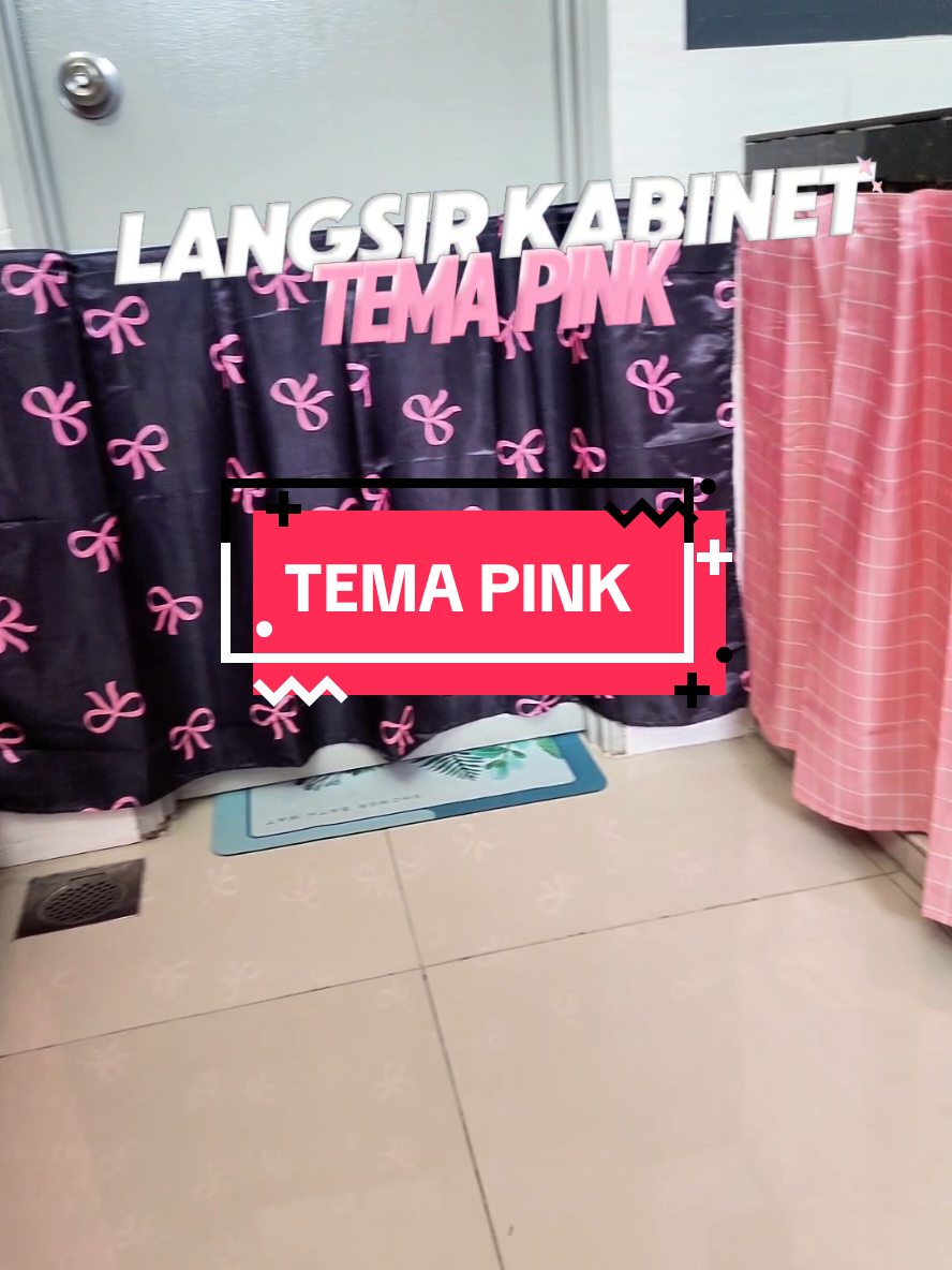 Langsir kabinet comel tema pink pula kalini kita bawa masuk #langsirkabinet #SuperSave #fyp #curtainsupersave #kaintiraikabinetpanjang #langsirkabinetdapur #langsirkabinetsingki #tiraidapur #langsirsingki #langsirtabletop #langsirseparuh 