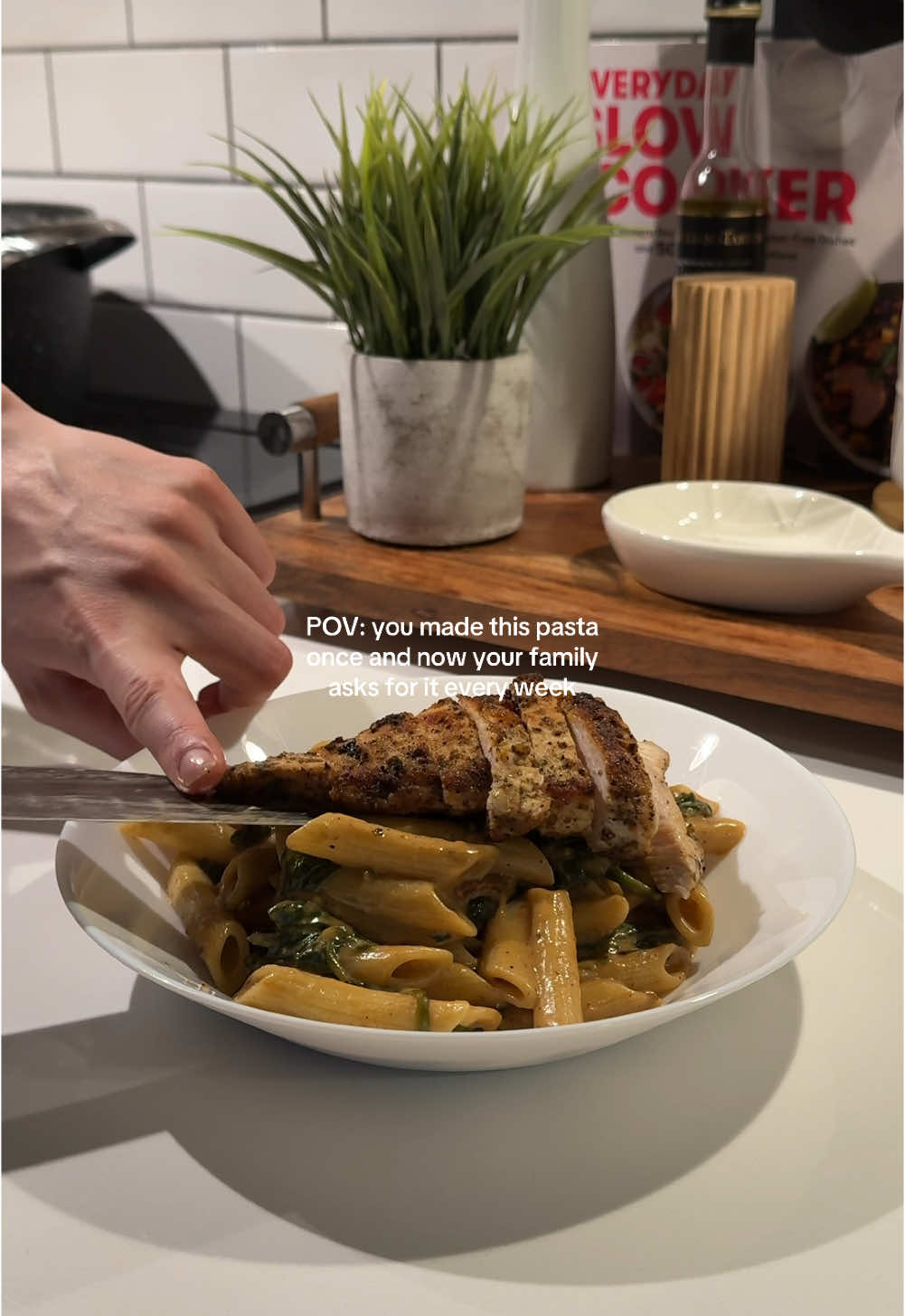 creamy tuscan chicken pasta with penne 🤤 #pastarecipe #pastadish #easydinnerideas #easydinner #Recipe 