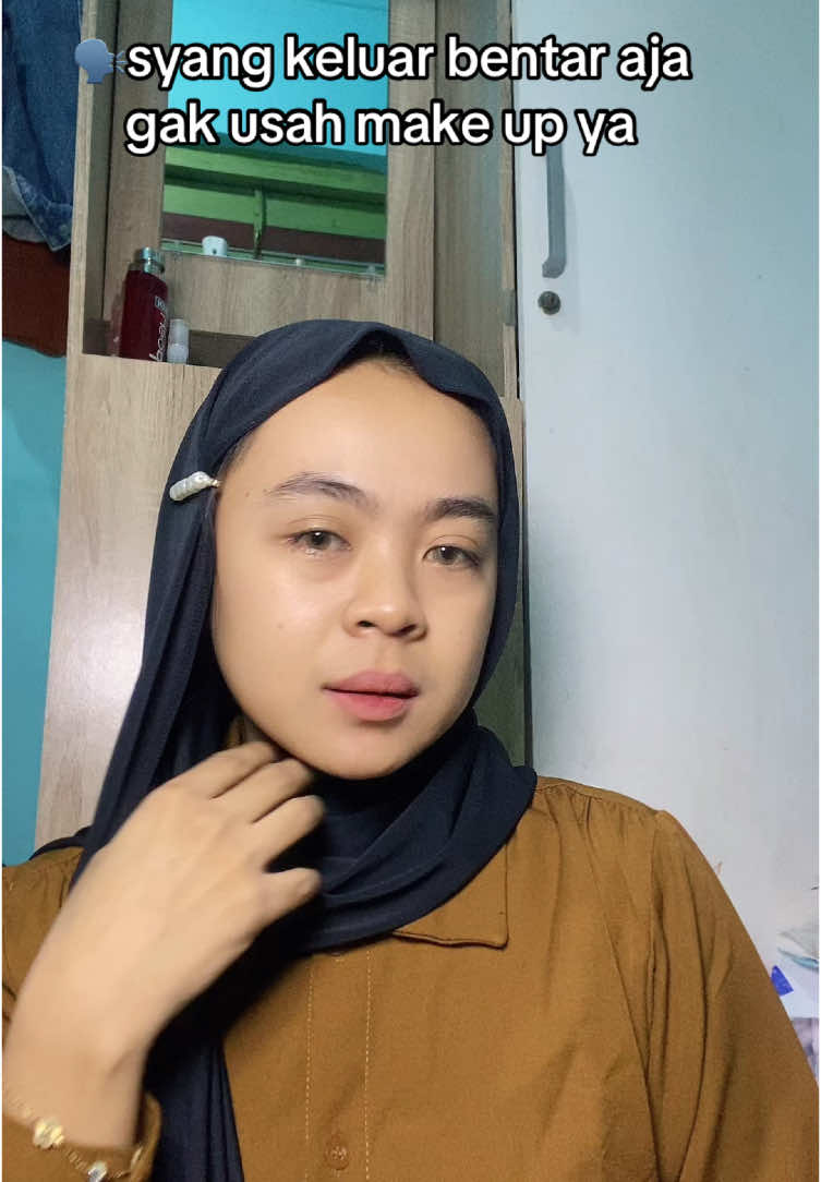 cuma pakai mois + tinted sunsfreen reisha glow aja udah cakep🔥  #tintedsunscreen #nyyo 