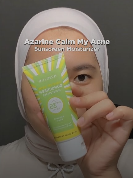 punya tipe kulit berjerawat, bingung pakai Sunscreen apa? Yuk cobain Calm My Acne Sunscreen aja🤩 yuk checkout sekarang juga! #azarine #azarineproduct #azarinesunscreen #sunscreenazarine #sunscreenlokal #bakuchiol #pionin #calmmyacne #calmmyacnesunscreenmoisturizer #fyp