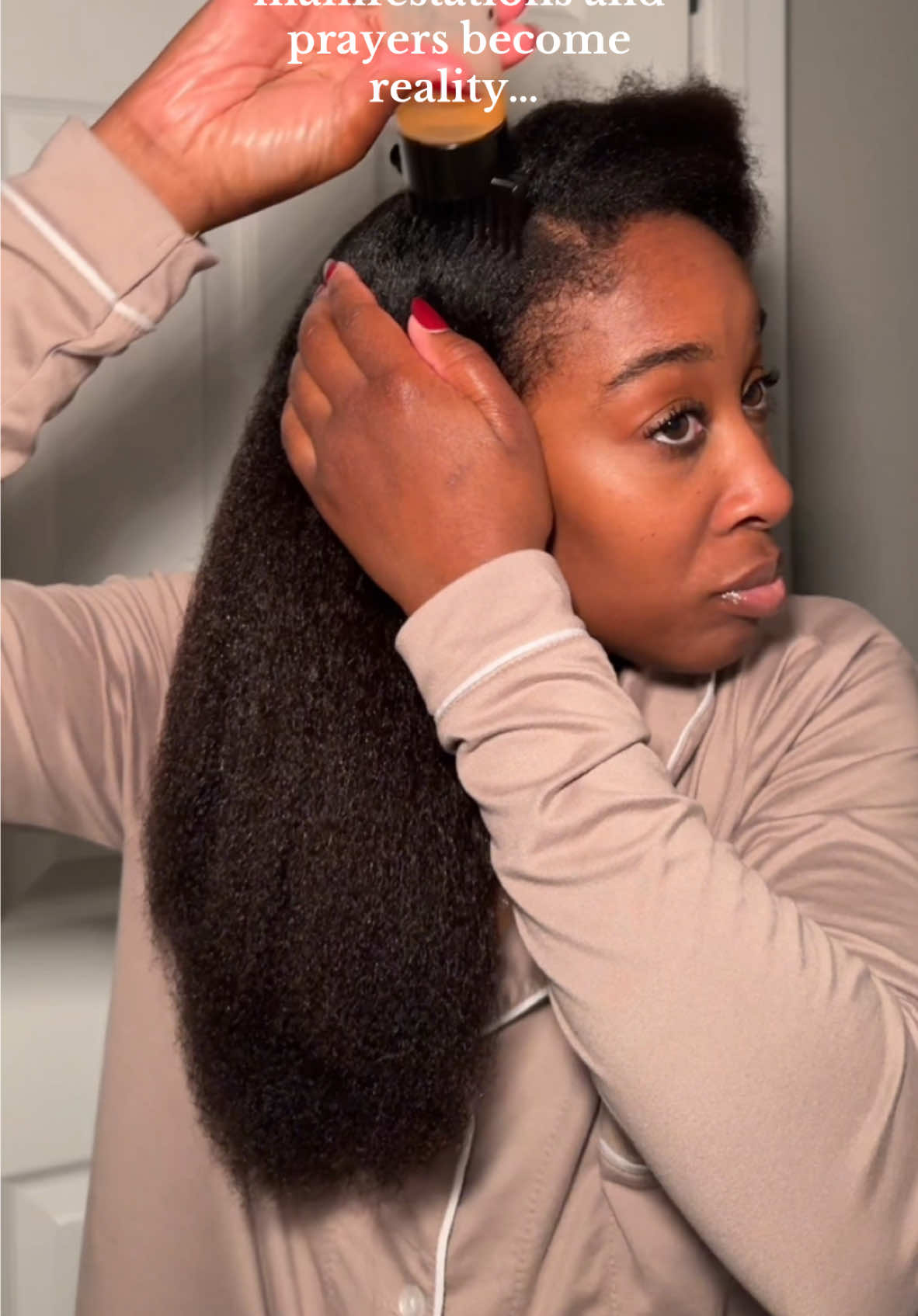 This video always cracks  me up bc I was soooo delulu at first! Check out my growth!  Shop my hair oil 🔗 is in b!0 #naturalhairtiktok #fyp #lengthretention #4a4bhair #bigchopjourney 