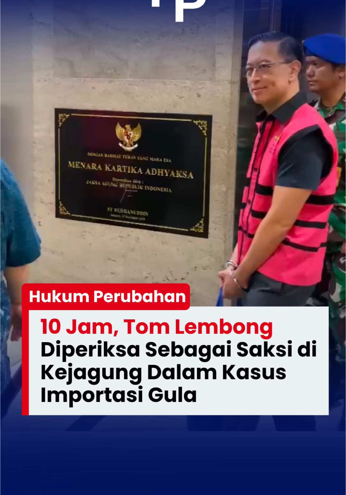 Tom Lembong kembali dimintai keterangan oleh penyidik Kejaksaan Agung sebagai saksi dalam kasus importasi gula.  Fyi, akhir bulan Januari ini juga menandai sudah 3 bulan Pak Tom Lembong dijadikan sebagai tersangka dan langsung ditahan oleh Kejaksaan Agung. _____  #tomlembong #hukumperubahan #kejaksaanagung #kasusimporgula #memperjuangkankeadilandankebenaran 