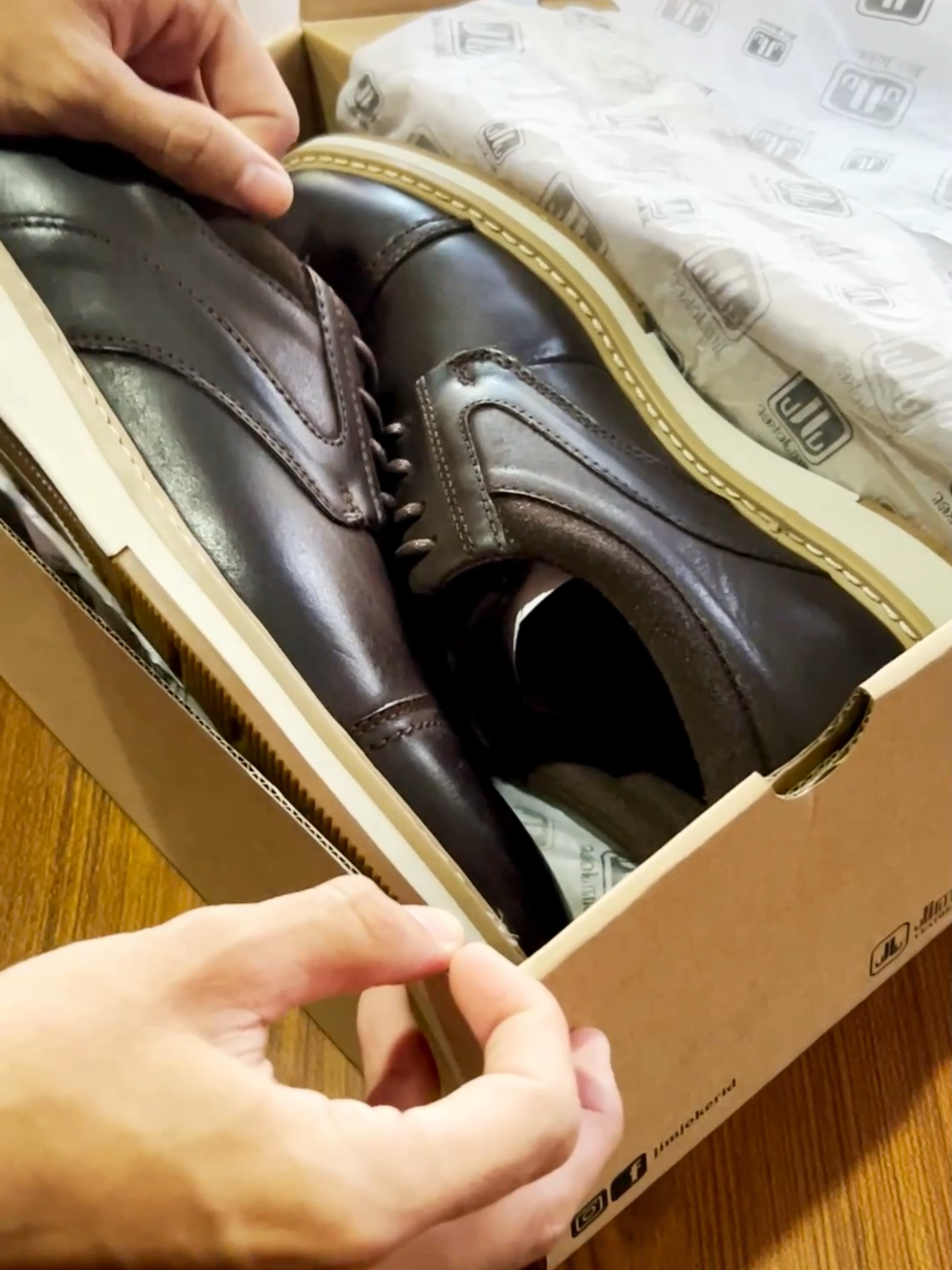 Classy & comfy! ☕👞 Dios 1CA Coffee, siap upgrade gayamu! 🔥#fyp #sepatukulit #jimjoker #sepatu #outfit