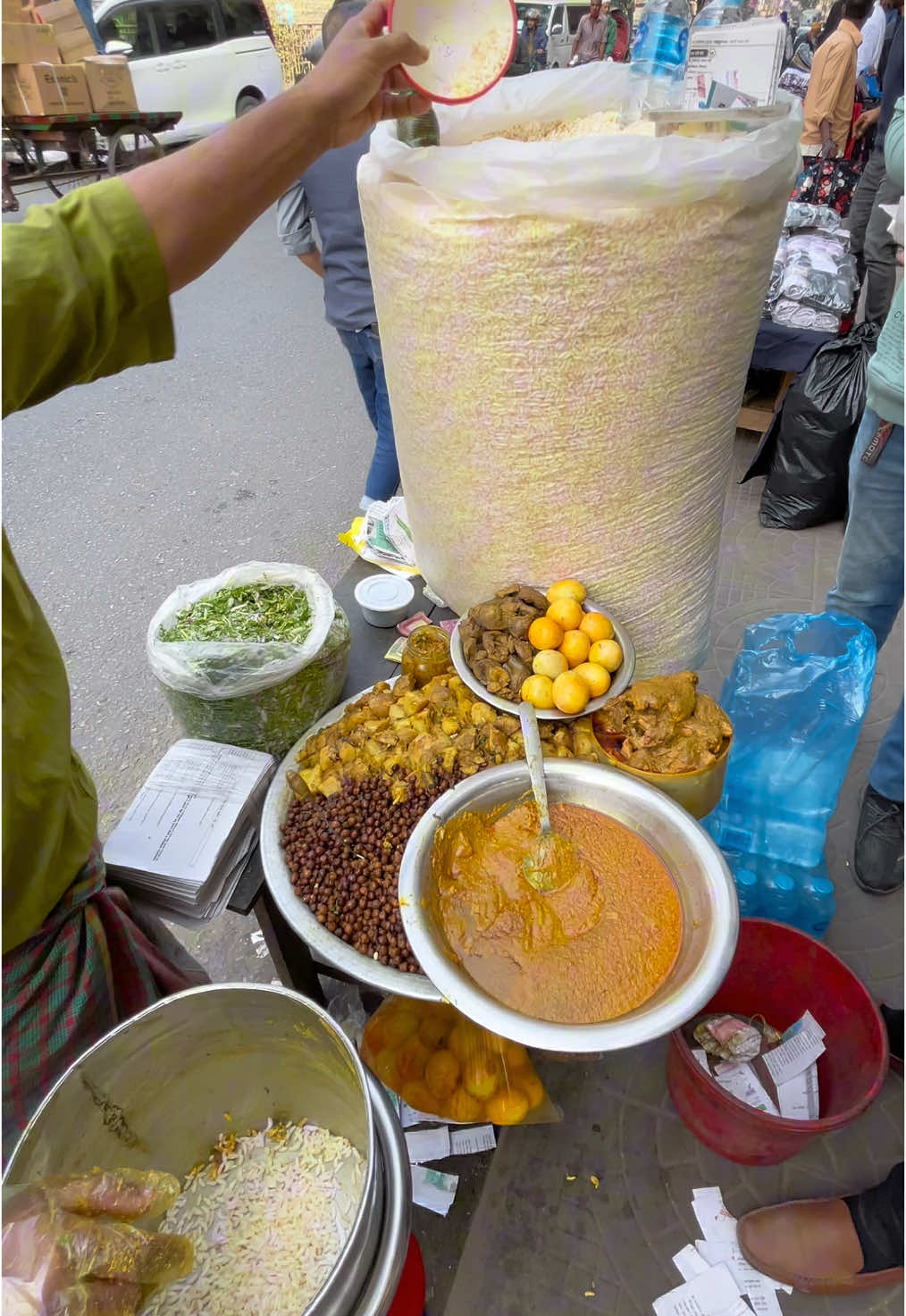 Amazing Skills Unique Jhalmuri Making Dhaka😋#streetfood #Recipe #tiktok #tiktokvideo 