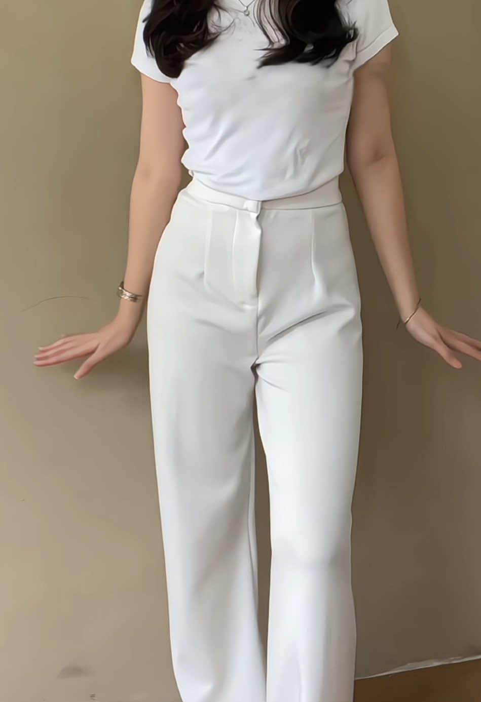 ga expect loose pants scuba secakep inii cuma 60k doang✨🤍#OOTD #loosepants #celanaloosepants #celanaloose #loosepantswanita #celanahighwaist #celanawanita #celanascuba #scubapants #celanascubawanita #highwaistpants #outfitideas #outfitinspo #fashiontiktok #ootdfashion #ootdforwomen 