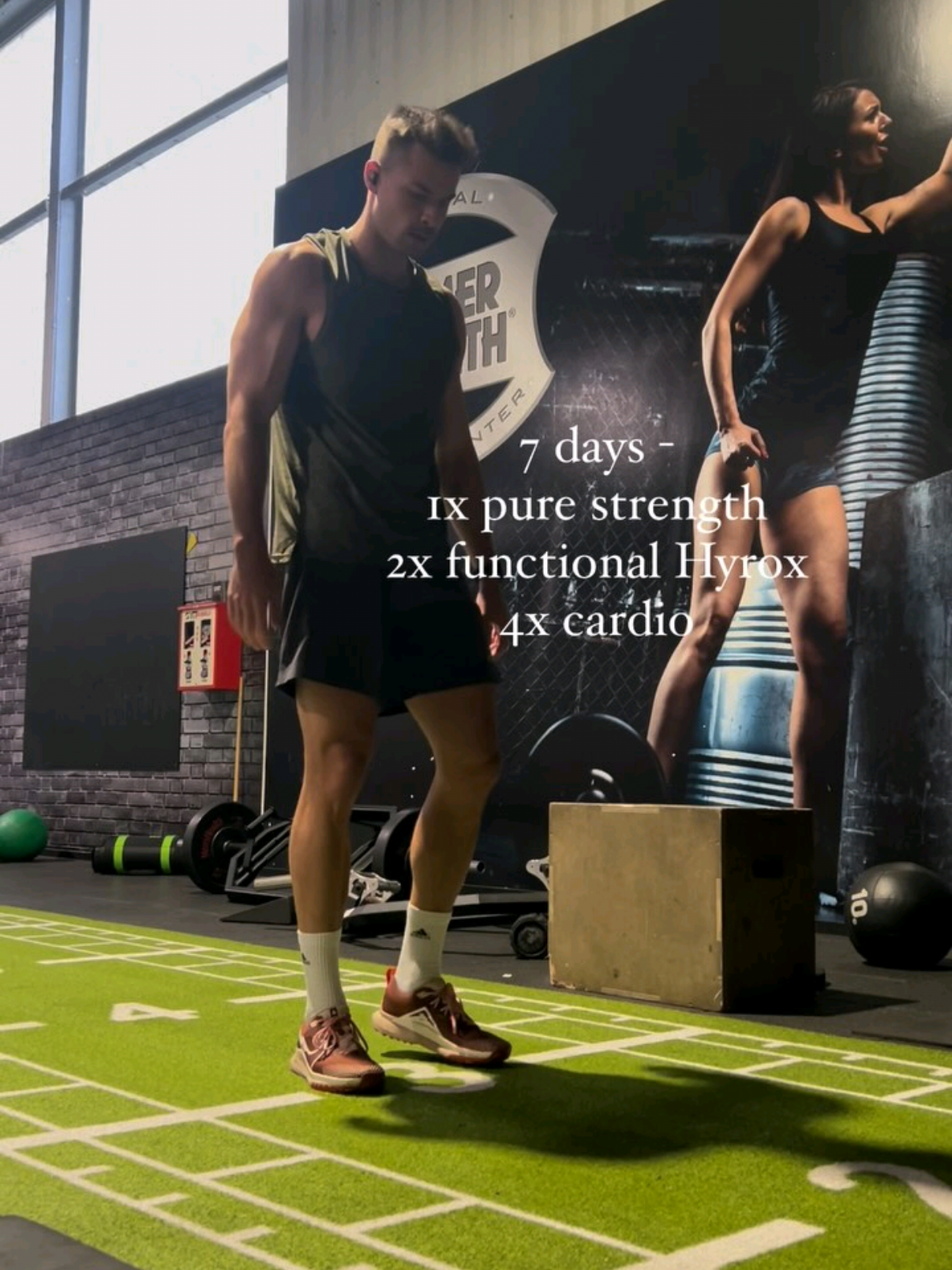 Frohen Freitag!  Neue Routine - die nicht nur ordentlich fordert sondern ziemlich viel Spaß ins Training gebracht hat!  Lets go 💪🏽 #Hyroxtraining #Hyroxdaily #München #Friedrichshafen #Ulm #BerlinCity #Heilbronn #Hybridathlete #Hybridathletetraining #Completeathlete #Tübingen #RunningMotivation #Würzburg #Stuttgart #Manchester #Mannheim #Fullda #Leipzig #Hyroxambassador #Janateam #JanateAmCoaching #HyroxCommuniity. 