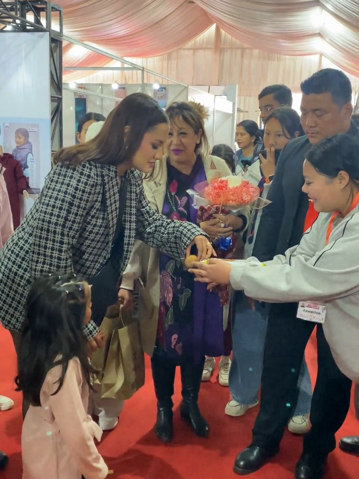 ❤️ Honored to have the talented Mrs. Priyanka Karki and her lovely family visit our stall at the Family & Baby Expo 2025 at Bhrikutimandap! 🌟 Thank you for spreading warmth and joy — it was a pleasure to connect with you! 👨‍👩‍👧 Contact us: 📞 9704591211/ 014002049/50 🆓For Free Food 🍪/ MacCoffee ☕️ Tasting & Heavy Discount Visit us at our Flagship Store: 📍Dream Skin, Trisara, Lazimpat, Kathmandu 👉 https://maps.app.goo.gl/3NdFw2VGMD2hiG8c6?g_st=ic 🏍️ For Home Delivery & Special Discount Offers Online, Click the Link Below: 👉 https://www.daraz.com.np/shop/arksh-food #ArkshFood #KodokoBiscuits #KodokoCookies #CrispyDelight #SweetMoments #SnackTime #TasteTheJoy #DaamiKodo #HealthyEating #NepaliSnacks #LocalFlavors #FoodLovers #HealthySnacking #Daraz #ArkshGroup #ArkshFoodDeals #ExpoEats #NepalChamberExpo #FamilyMoments #BabyExpo2025 #PriyankaKarki #fyp #foryoupage #trendingvideo #tiktokviral #foryou @arksh.group