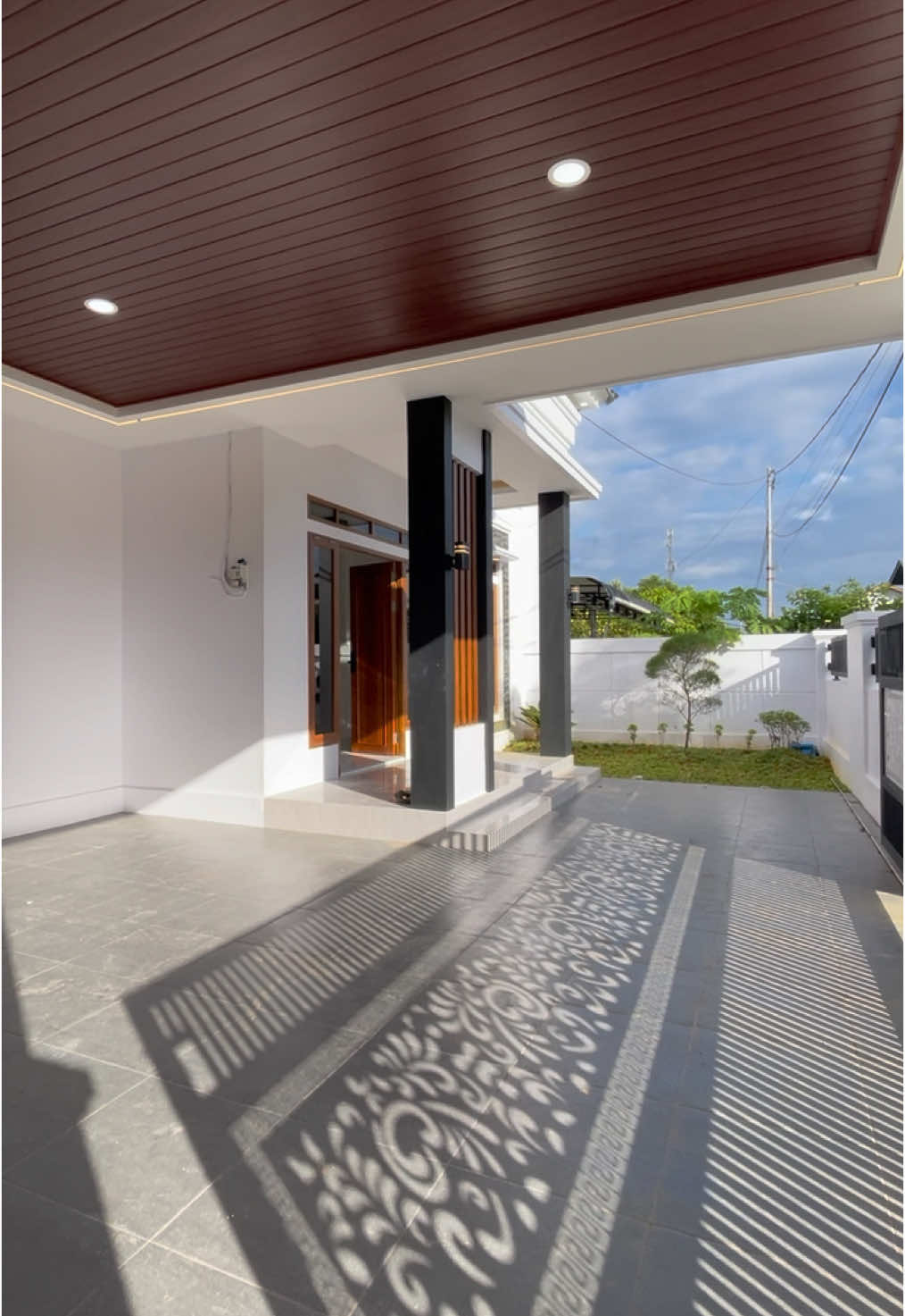 #terasrumah #wpc #wpcwallpanel #plavonpvc #terasminimalis #carport 