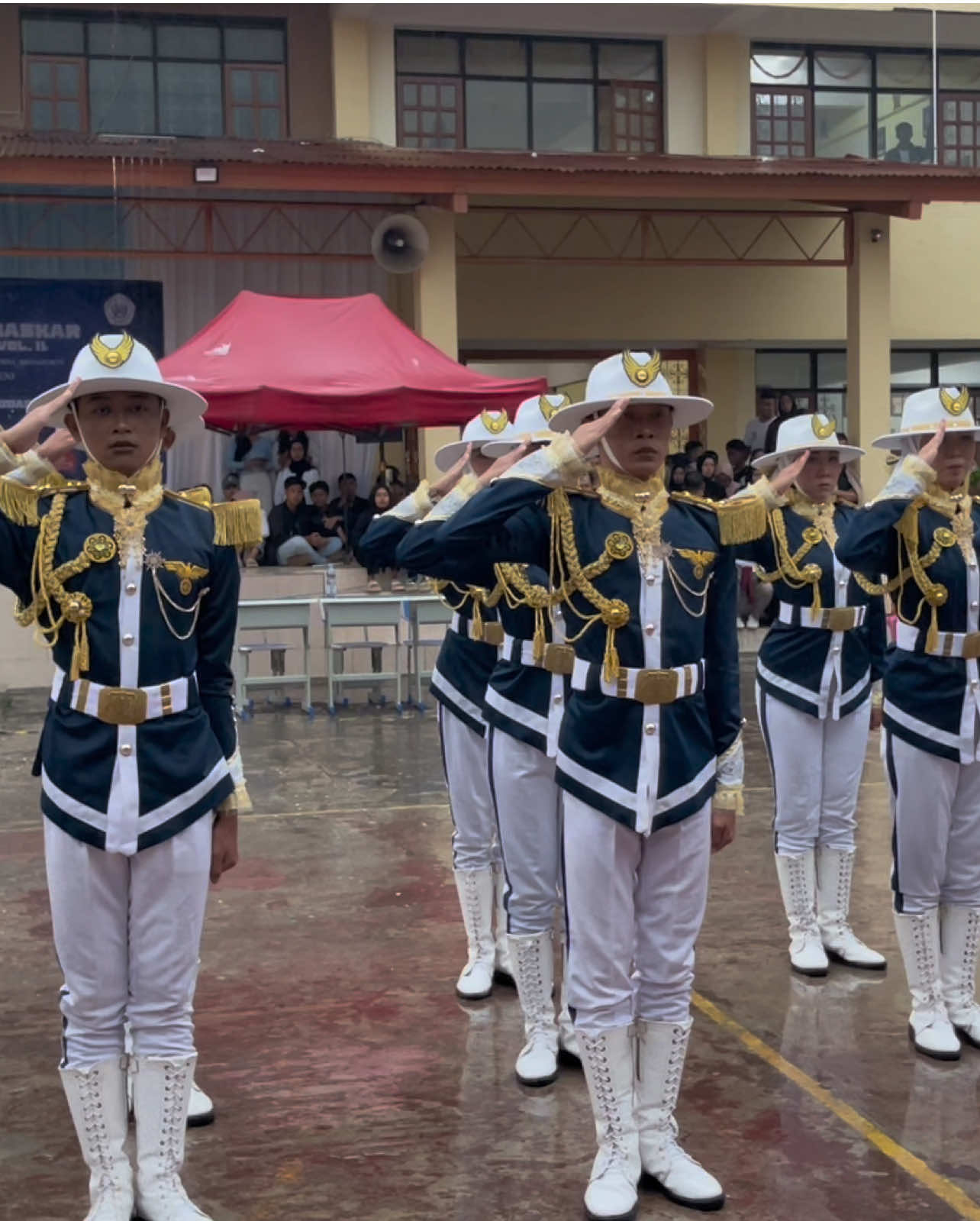 JUARA UTAMA 2 PURNA PASKIBRA BMP LKBB GEBRAK MADAGASKAR🇮🇩 Scoure : YouTube/DUNIA PASKIBRA