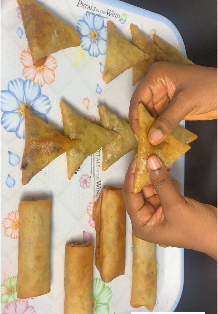 Samosa and spring roll. Full video on my YouTube channel. Link on my Bio. #samosa #springroll