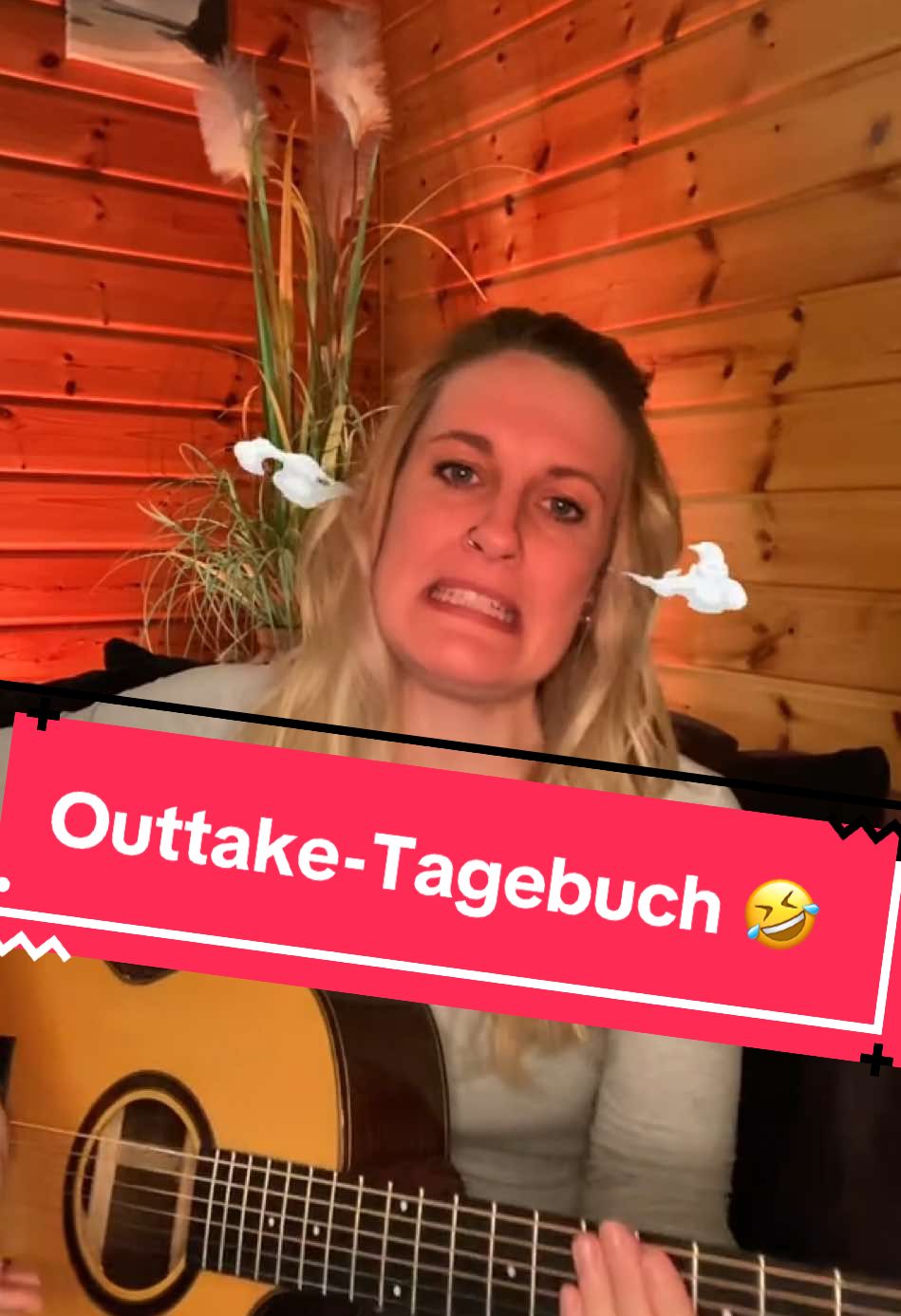 So Leute…ich trau mich mal und mache einen BRUCHTEIL meiner Outtakes und Patzer öffentlich 🙈🙈🙈 Ich hoffe doch sehnlichst, dass es nicht nur mir so geht beim Videos erstellen 😂😂 Was passiert euch denn immer so wenn ihr dreht? Ich bin gespannt 🤣 #outtakes #livemusic #acousticcover #acoustic #musik #singer #sängerin #musikliebe #gitarre 