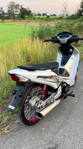 นานๆขับทีก็ดีเหมือนกัน😋#เวฟ125บังลม🤍 #ทรงแว้น💯🚔 #อู่ช่างอ็อดหนองกระถิน🏍️🚀 #สุพรรณบุรี #TikTok 