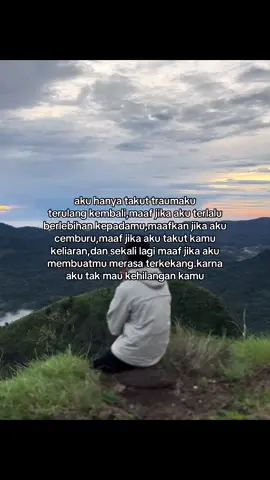 maaaf bukannya aku menyamakanmu dengan orang lain tetapi aku hanya takut traumaku kembali terjadi #4u #fyp #foryoupage #masukberanda #fypage #fouryou #foryou #fypシ゚viral #quotes 