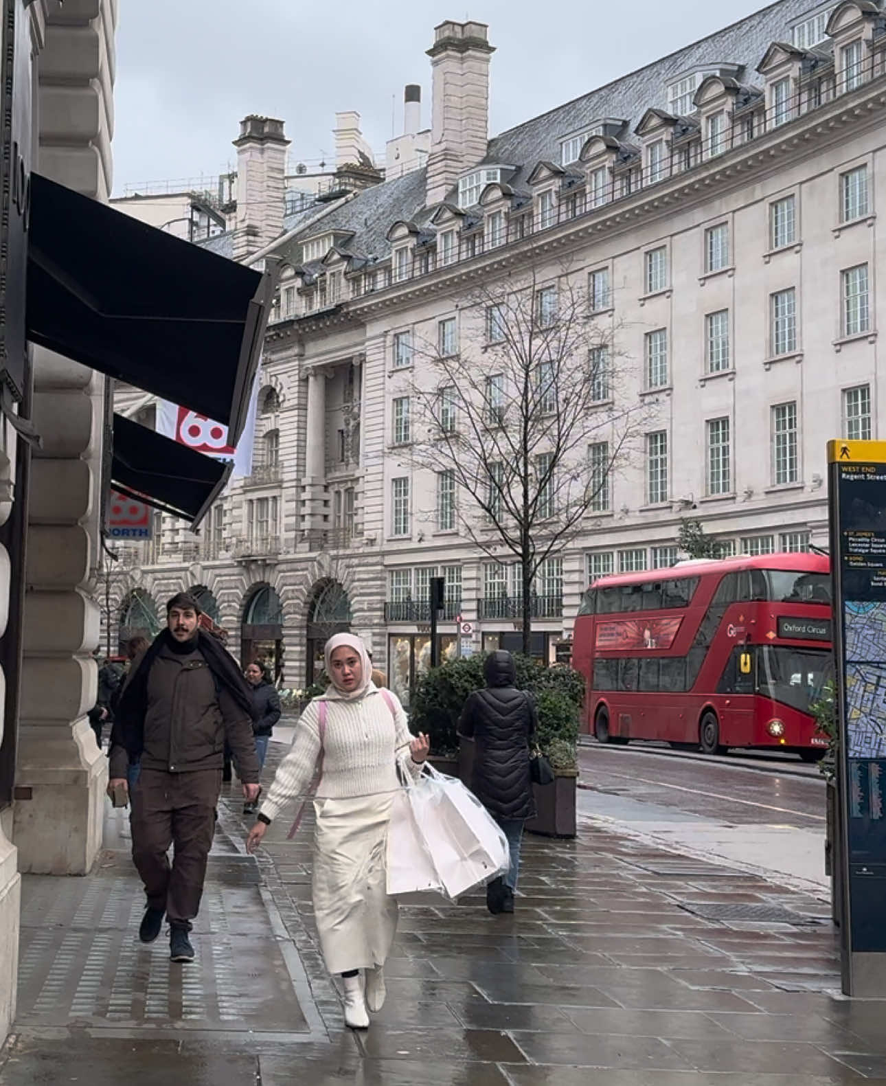 London Streets 🇬🇧 Regents St , W1 