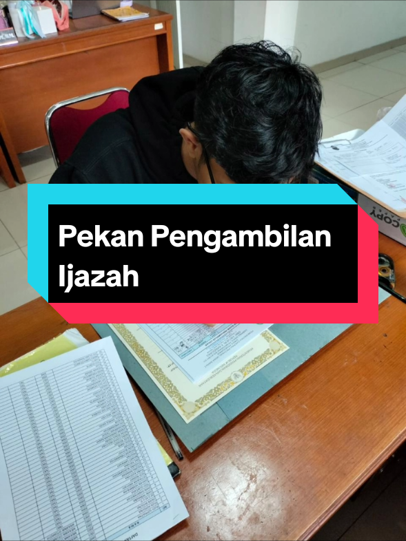Bagi Seluruh Alumni yang belum mengambil ijazah silahkan datang ke SMKN 8 sampai 3 Februari 2025. GRATIS! (sabtu 1 Februari tetap melayani) 