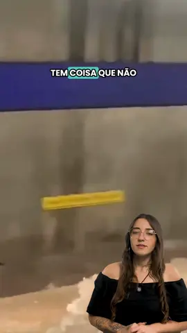 Que chuva! Quando que alguém ia imaginar ver o seu carro ser arrastado desse jeito? É por isso que não dá pra confiar na sorte. Só quem tem Loma dirige tranquilo e economiza muito. Quer um atendimento nota 10 pelo melhor custo-benefício do mercado? Acesse lomaprotecao.com.br e faça sua simulação ainda hoje! Imagens: câmera de segurança da CoSecurity #loma #bemprotegido #proteçãoveicular #auto #carros #motos #enchente #chuvas