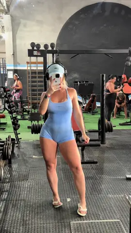 Minha cor favorita! 🦋💙🐬🩵 . . . #corpo #Fitness #fit #shape 