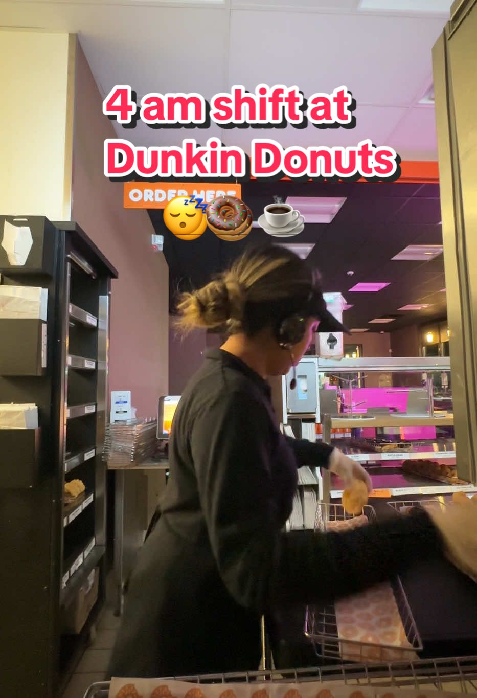 Finally Friday 🥳💓 #dunkindonuts #dunkin #foryourpage #fypシ #dentaloffice #dentist #receptionist #work #money #imjustagirl #working2jobs #grinddontstop #morning #friday #mood #busy 