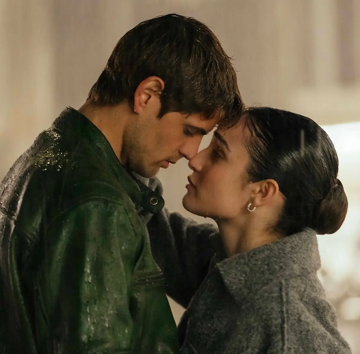 Vale pero Eros y Reese a punto de besarse…❤️‍🔥✨ @malainfluenciapeli  #malainfluencia #malainfluenciawattpad #BookTok #book #booktoker #bookrecommendations #wattpad #wattpadespañol #filmtok #filmclips #lover #romancebooks #romancebooktok 