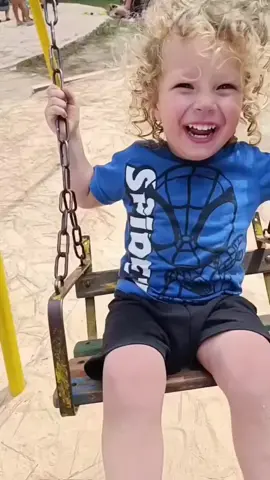 O sorriso mais lindo que existe🥹💙#amordevovó #minhavida #herancadosenhor #sorrir #alegria #netinho 