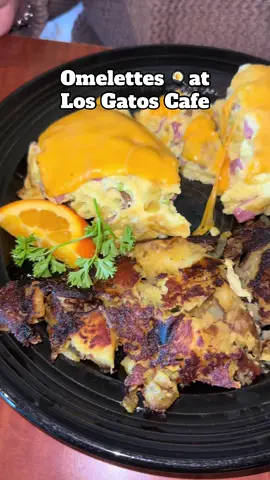 Los Gatos Cafe Omelettes 🍳🤤 #losgatoscafe #losgatos #cafe #coffee #eggs #breakfast 