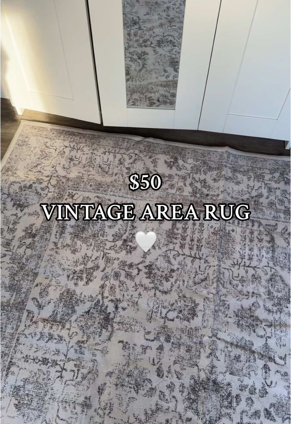 12/10 HIGHLY RECCOMEND!🥹🤍 I got the 5x7 size - the vintage design is so gorgeous and the price is truly unbeatable #vintagerug #rug #arearug #interiordesign #homedecor #interiordecor #affordablecarpets #affordablehomedecor #vintagevibes #vintagestyle #vintagehomedecor #tiktokshopcreatorpicks #tiktokshopjumpstartsale #tiktokshoploveatfirstfind #giftguide #ttsdelightnow #seasonalgems #lovelanguage 