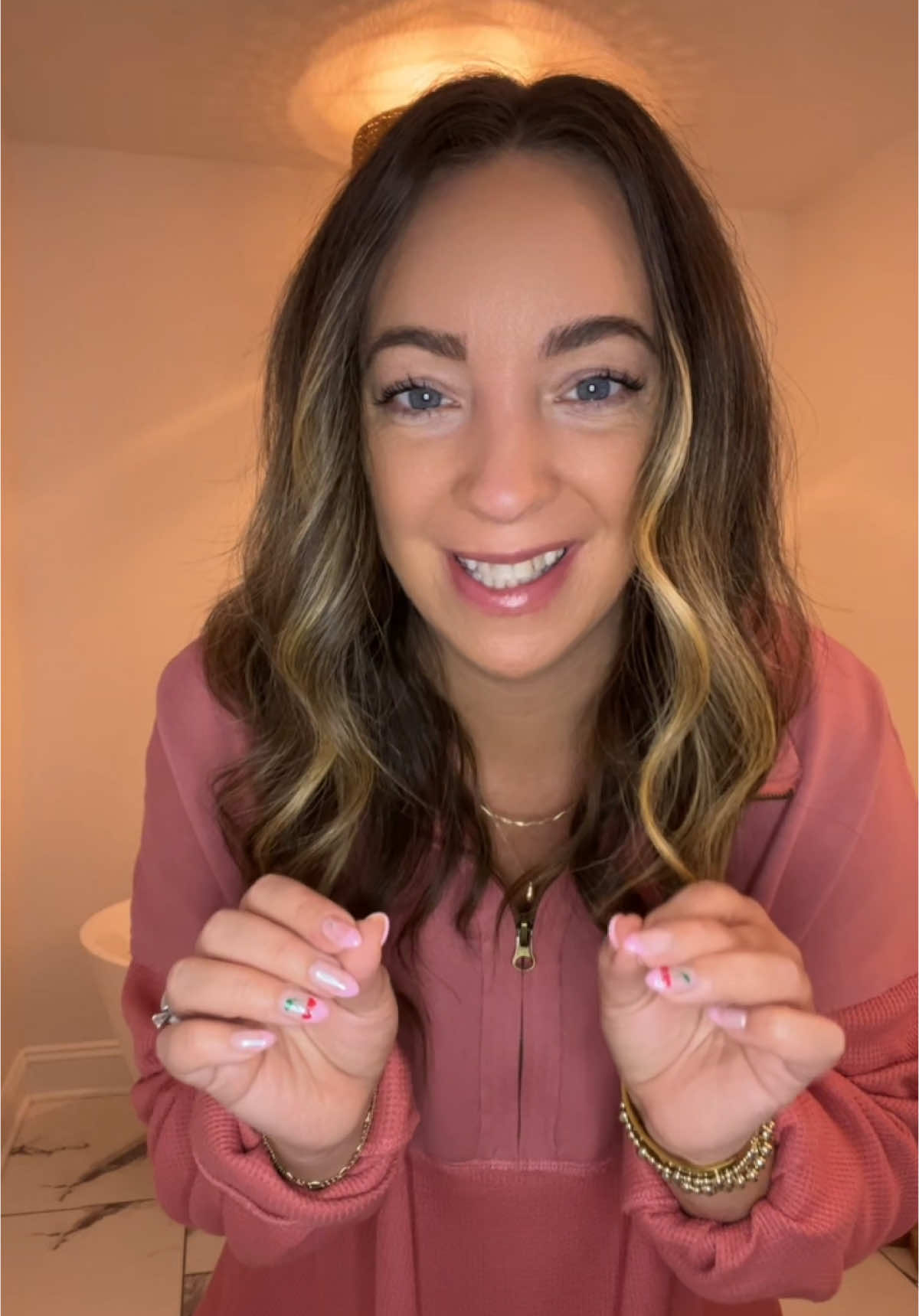 Legging friendly top! Do you size up though for a true oversized fit! #tiktokshopaffiliate #MomsofTikTok #fyp #contentcreator #tiktokshop #fashion #outfitinspo #outfitideas #womenstop #basic #elevated #fashiontiktok #comfystyle 