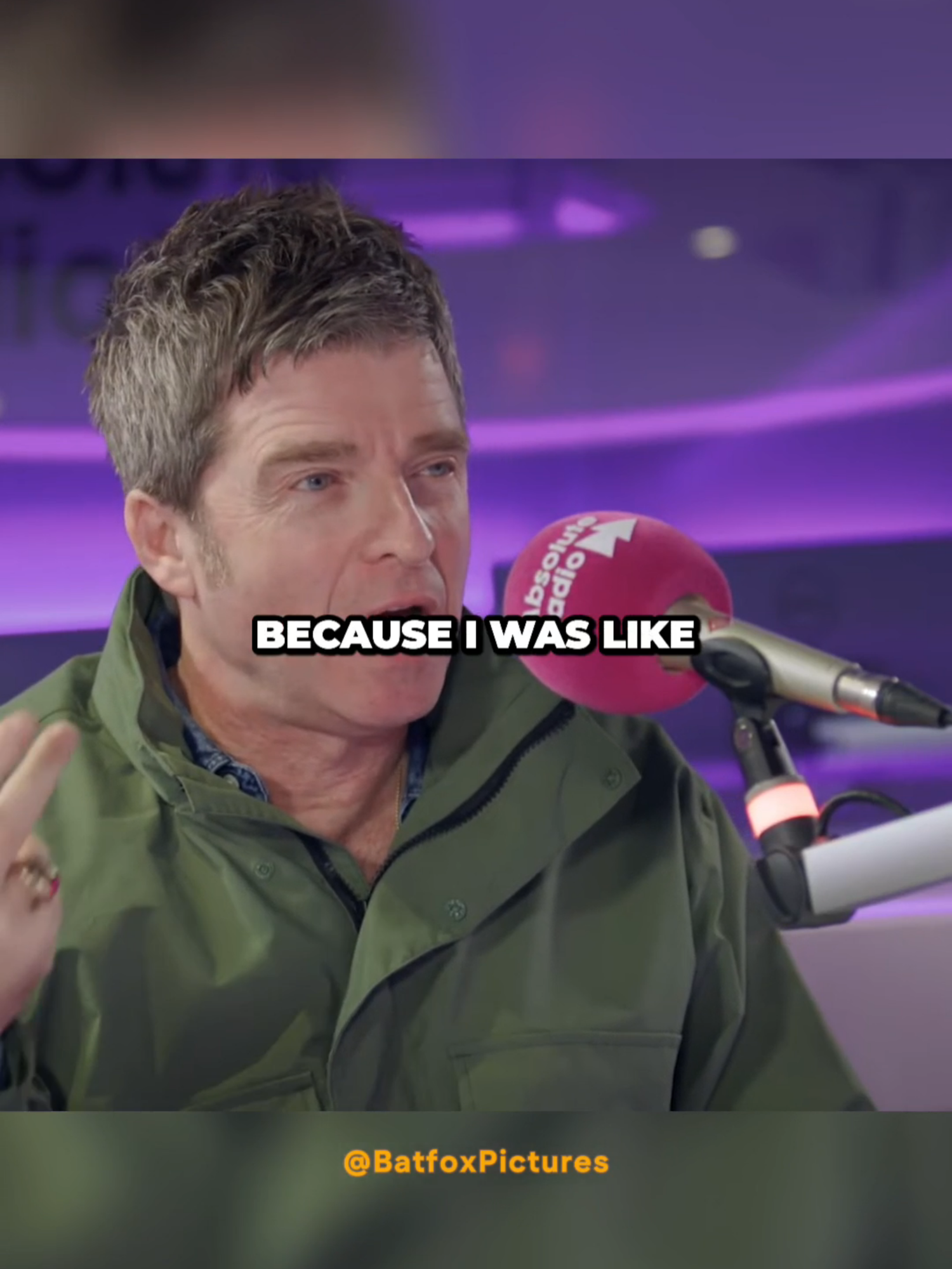 NOEL GALLAGHER - YOU SAY YOU'RE NOT A BIG READER #OASIS #NOELGALLAGHER