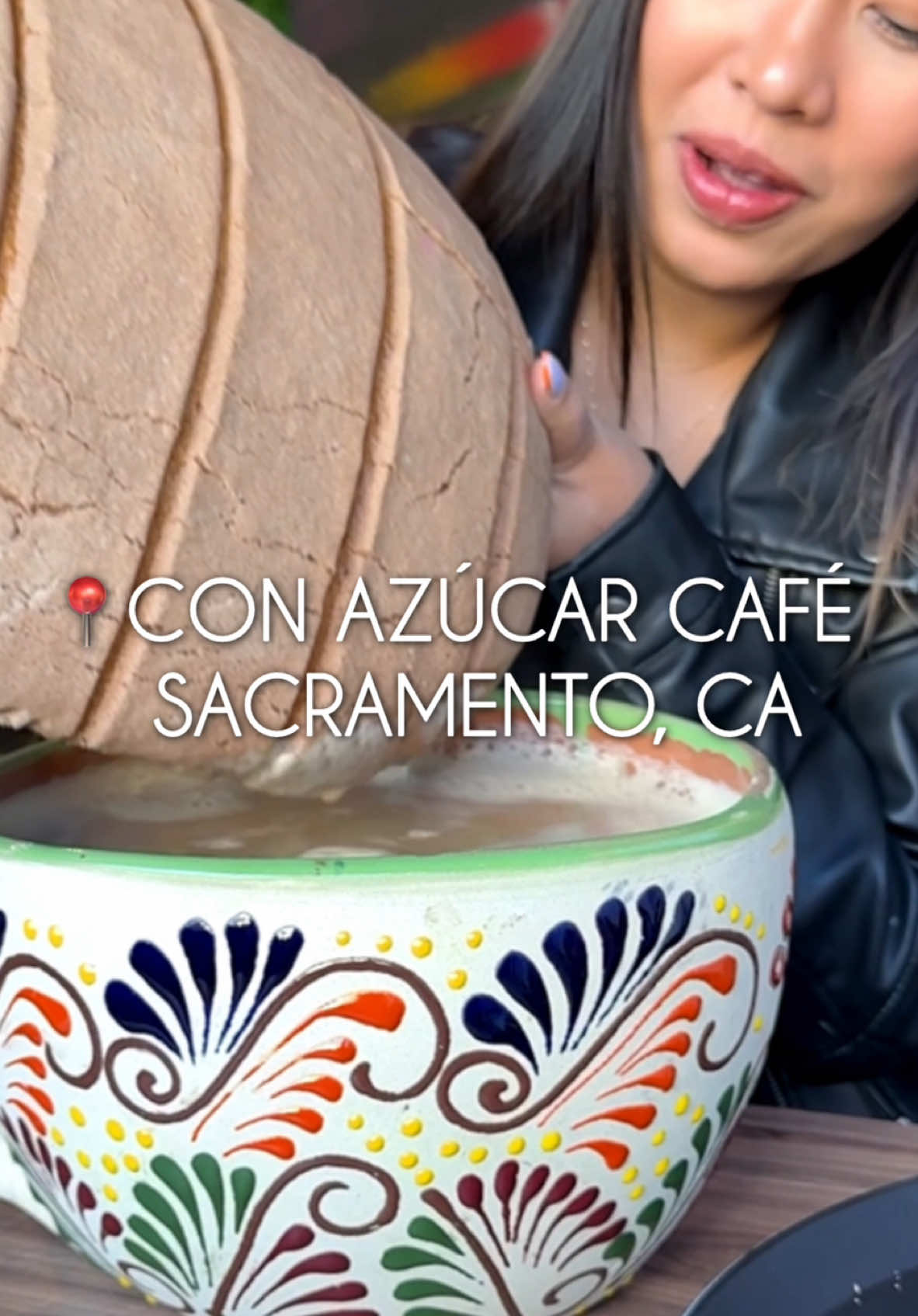 Pulled up for a coffee and left with a giant concha bigger than our head 😳☕🍞 @conazucarcafe just opened in the DOCO area, and even though it’s only their soft opening, people are already lining up. The grand opening is next weekend, but clearly, everyone wants to see what the hype is about. The giant concha was so soft and fluffy, and dipping it into their Café de Olla just hit different—warm, sweet, with the perfect amount of spice.  And they have a selfie-cicino where you can choose a stock photo or upload any picture and they can print it on top. It came out so food 😌 Here are what we got:  🤎 Chiquito White Mocha - $5.75 🙆🏼‍♂️ Selfie-ccino - $1.50 ☕️ Extra Large Cafe de Olla - $40 🥯 Large Round Concha - $35 🥙 Torta De Jamon - $14 📍Con Azúcar Café - 630 K St suite 100, Sacramento, CA 95814 . . . #conchas #cafedeolla #sacramentocafe #mexicancoffee #coffeeshop #cafe #concha #torta #conazucarcafe #sacfoodscene #sacramento #sacramentofoodie #tasteduo 