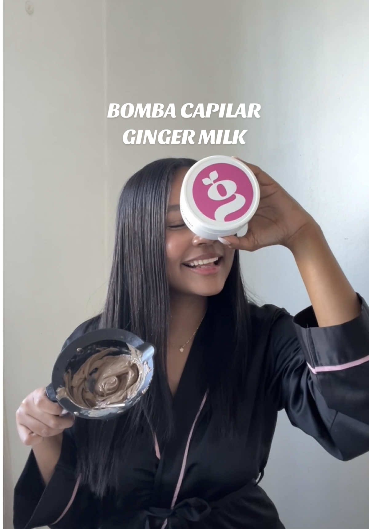 está bomba capilar con los productos de @GINGERMILKNATURALCARE definitivamente es lo mejor que se ha inventado, para darle cariñito a nuestro cabello en esos días donde se reseca & el frizz ataca. productos que utilice🫧🧴💗: •mascarilla nutritiva be generous  •ampollas nutritivas be generous  #haircare #hair #hairtutorial #hairtransformation #hairtips #cuidadodelcabello #cabellosaludable #gingermilk #fyp #foruyou #paratiiiiiiiiiiiiiiiiiiiiiiiiiiiiiii 
