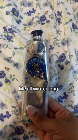 No dry hands over here thanks @LOCCITANE 💙💙 #giftedbyloccitane #loccitanecommunitycollective #loccitanepartner #dryhands #winter 