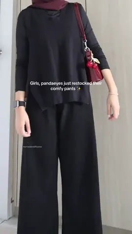 Comfy pants @PANDAEYES yg tak sampai rm15 ni dah restock korang! Srs tak menyesal grab lebih! Ironless pulak tu 🤌🏻✨ #pandaeyes #pandaeyesofficial #pandaeyesoutfit #comfypants #pandaeyesofficialstore #brik #briked #madebybrik #brikhandbag #pandaeyespants #widelegpants #palazzo #outfit #outfitideas #dianashawl #outfitinspo #OOTD #fyp #fyppppppppppppppppppppppp 