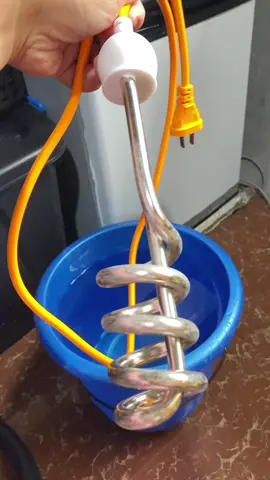Portable water heater mura kaya maligo ka na haha #portablewaterheater #waterheaterrod #electricwaterheater 
