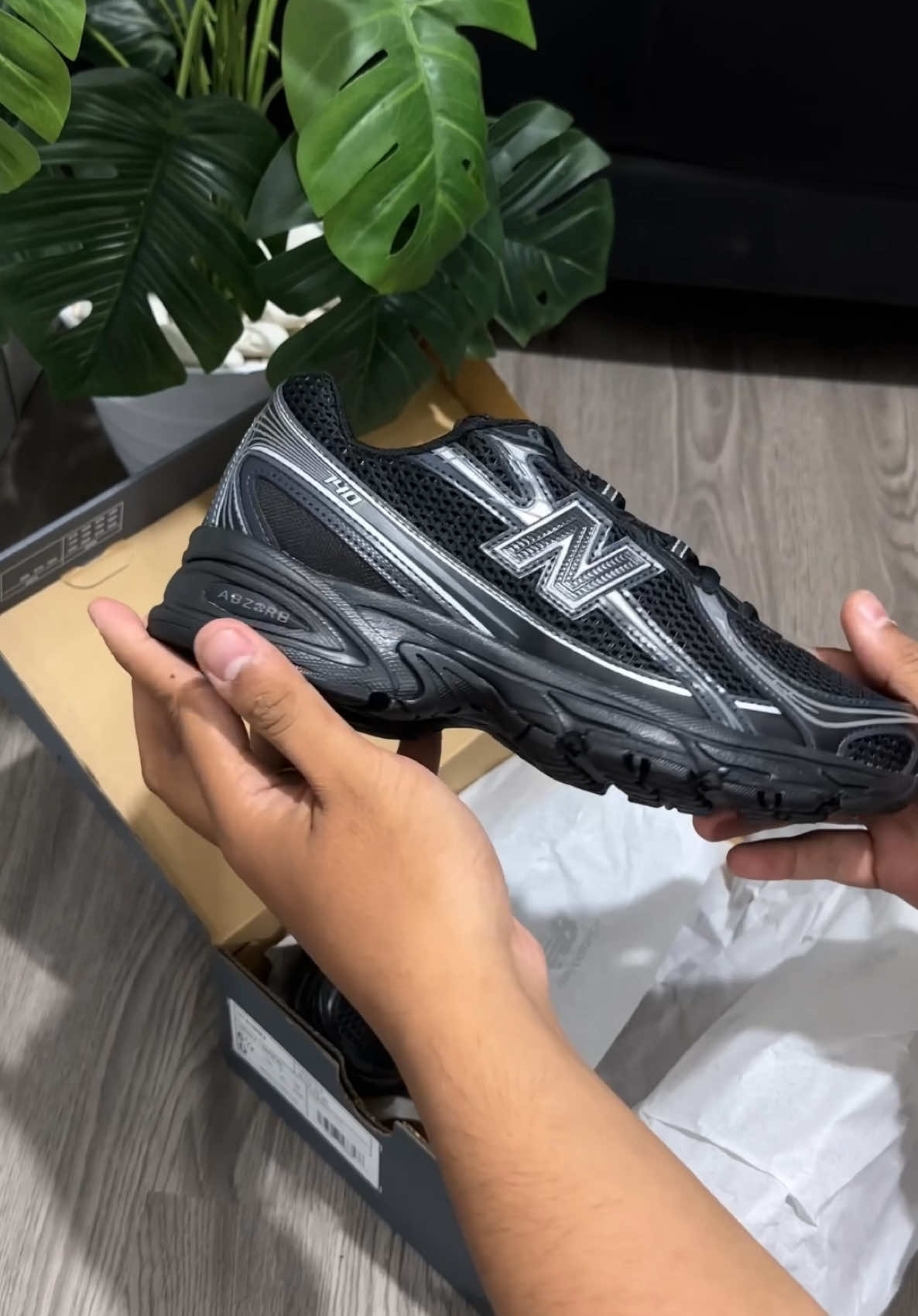 Unboxing check: NB 740 Black Metallic Silver ✨ #nb740 #newbalance740 #outfitinspo #outfitideas #sneakersaddict #fyp 
